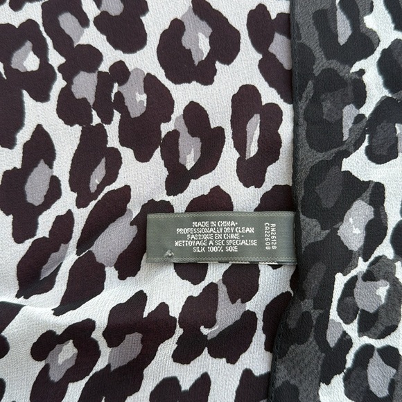 Leopard Print Silk Neck Scarf - Picture 5 of 6